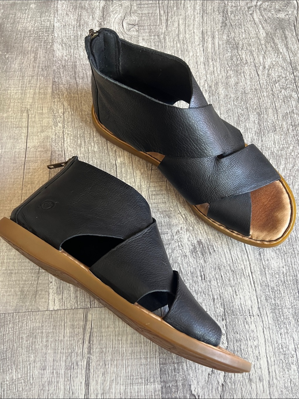 Born Imani Black Leather Criss-Cross Zip Sandals Women's US 7 M